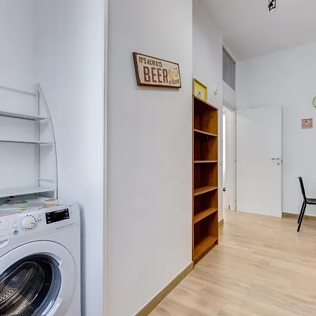 Testaccio Patty Flat *