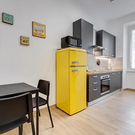 Testaccio Patty Flat