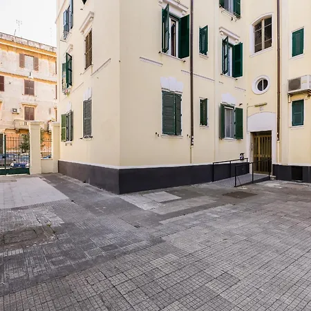 Testaccio Patty Flat