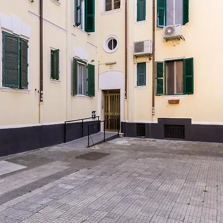 Testaccio Patty Flat Rome